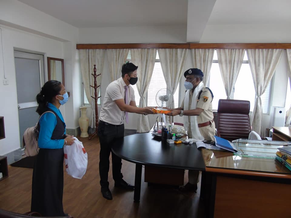 Representatives from the Tibetan Community paid a courtesy visit to Shri R. Chandranathan, IPS, DGP on the occasion of the birthday of His Holiness the 14th Dalai Lama on 03.07.2020