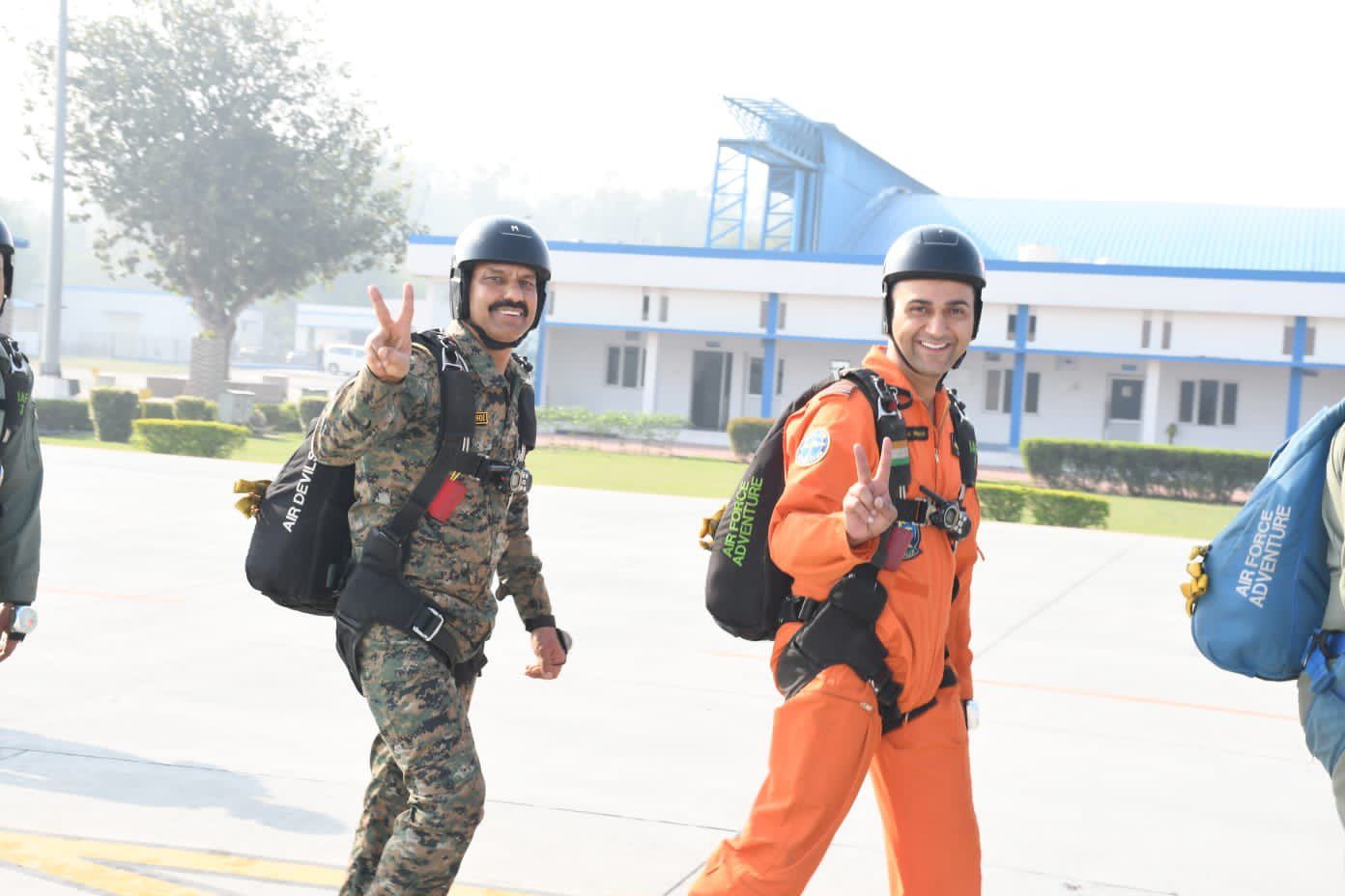 Hon'ble DGP Dr L. R. Bishnoi, IPS, created history with Five Successful Parajumps from 5000 Feet at Hindan Airbase, Setting New Records