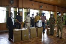 Today dated 28/5/2021, Gurudwara Sri Guru Sing Sabha and Khalsa Aid donated 10 nos. of oxygen concentrators to Meghalaya Police